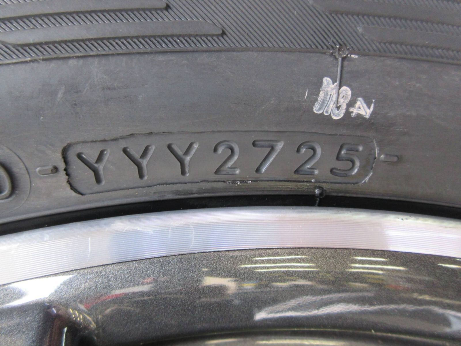 Ｔ３２系エクストレイル純正 スタッドレスセット