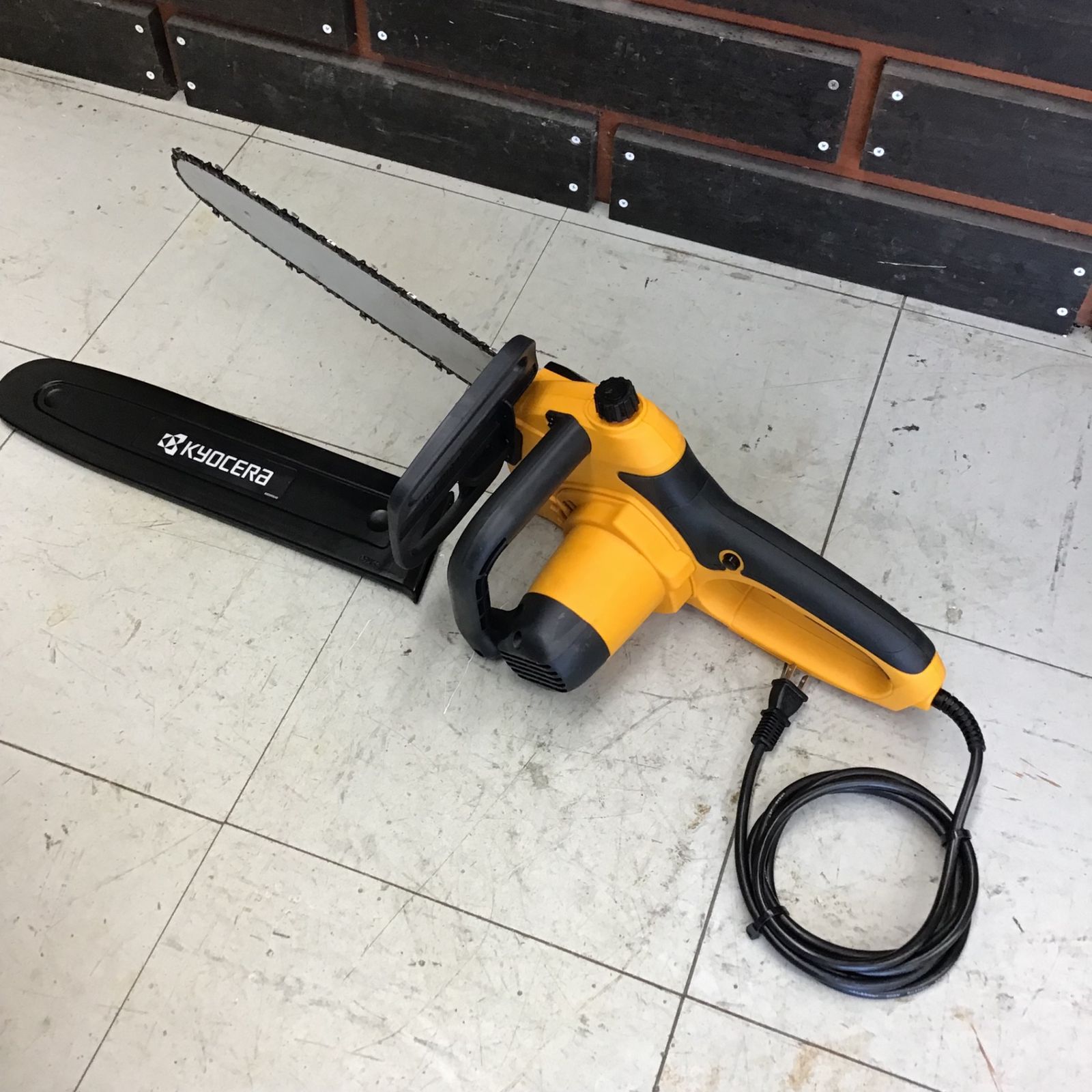 中古美品】 リョービ/RYOBI 電動チェンソー・CS-3605 【鴻巣店 