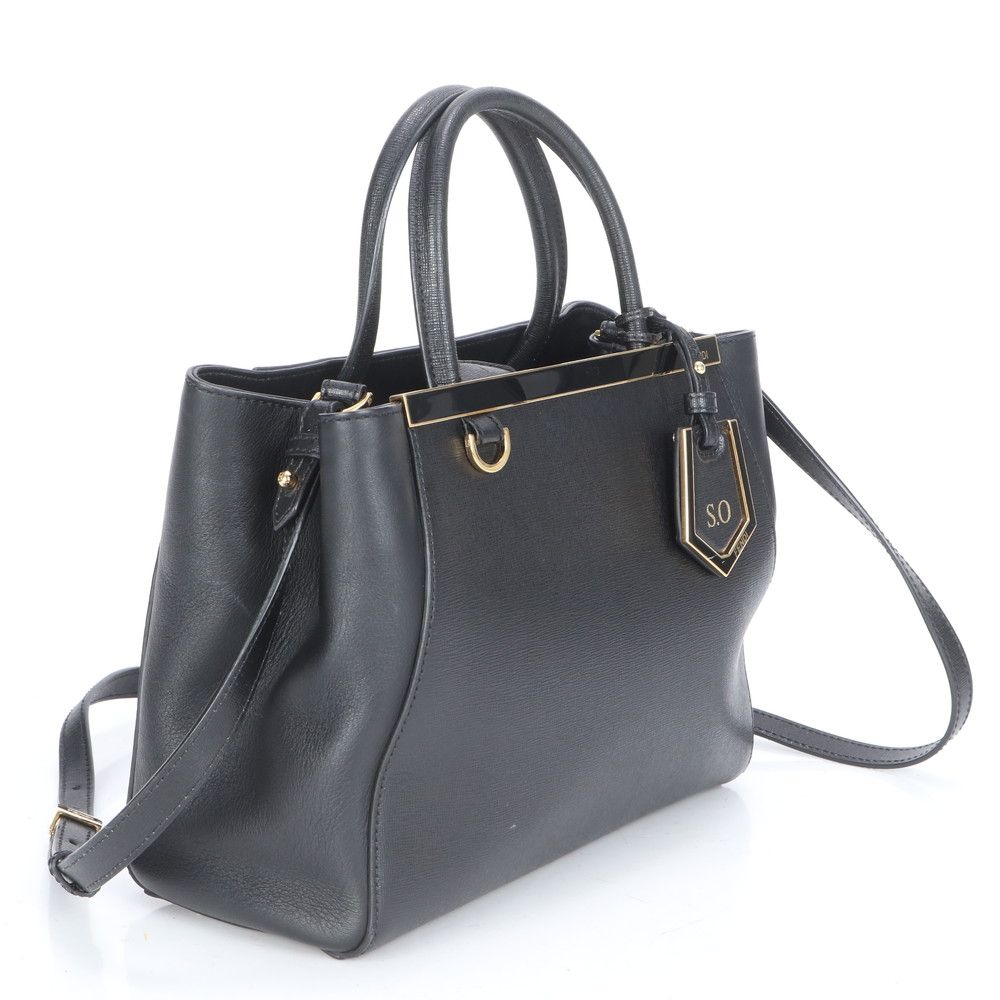 美品　フェンディ トゥージュール 2way ハンドバッグ　ショルダー レザー 極美品 フェンディ プチ トゥージュール レザー 2WAY ショルダー