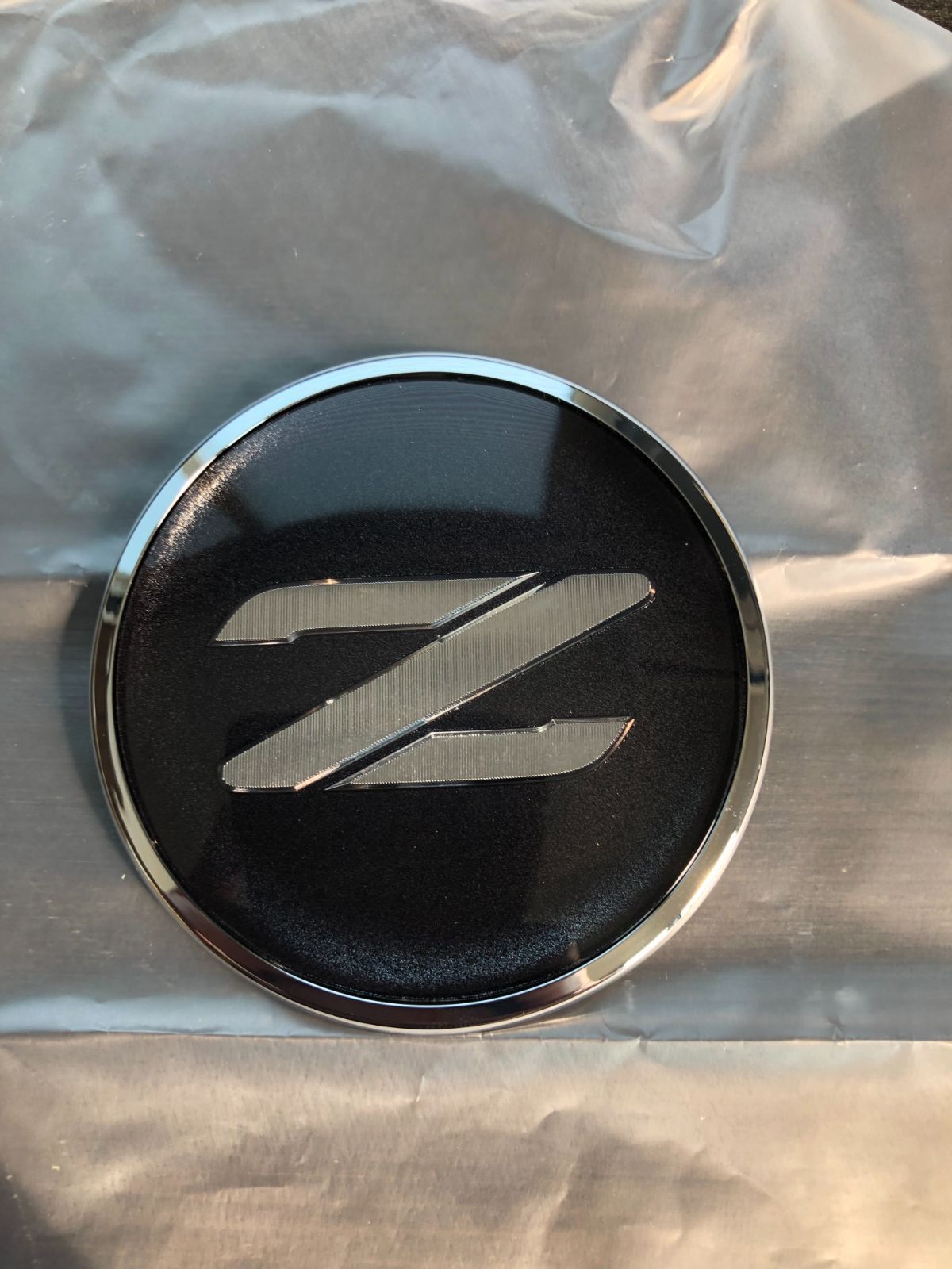 日産 純正 フェアレディz フロントエンブレム z NISSAN z32 Black