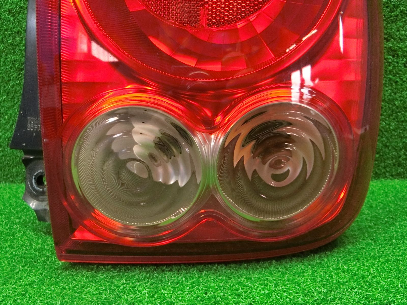 10041] アルトラパン HE22S 右 テールライト テールランプ TOKAIDENSO