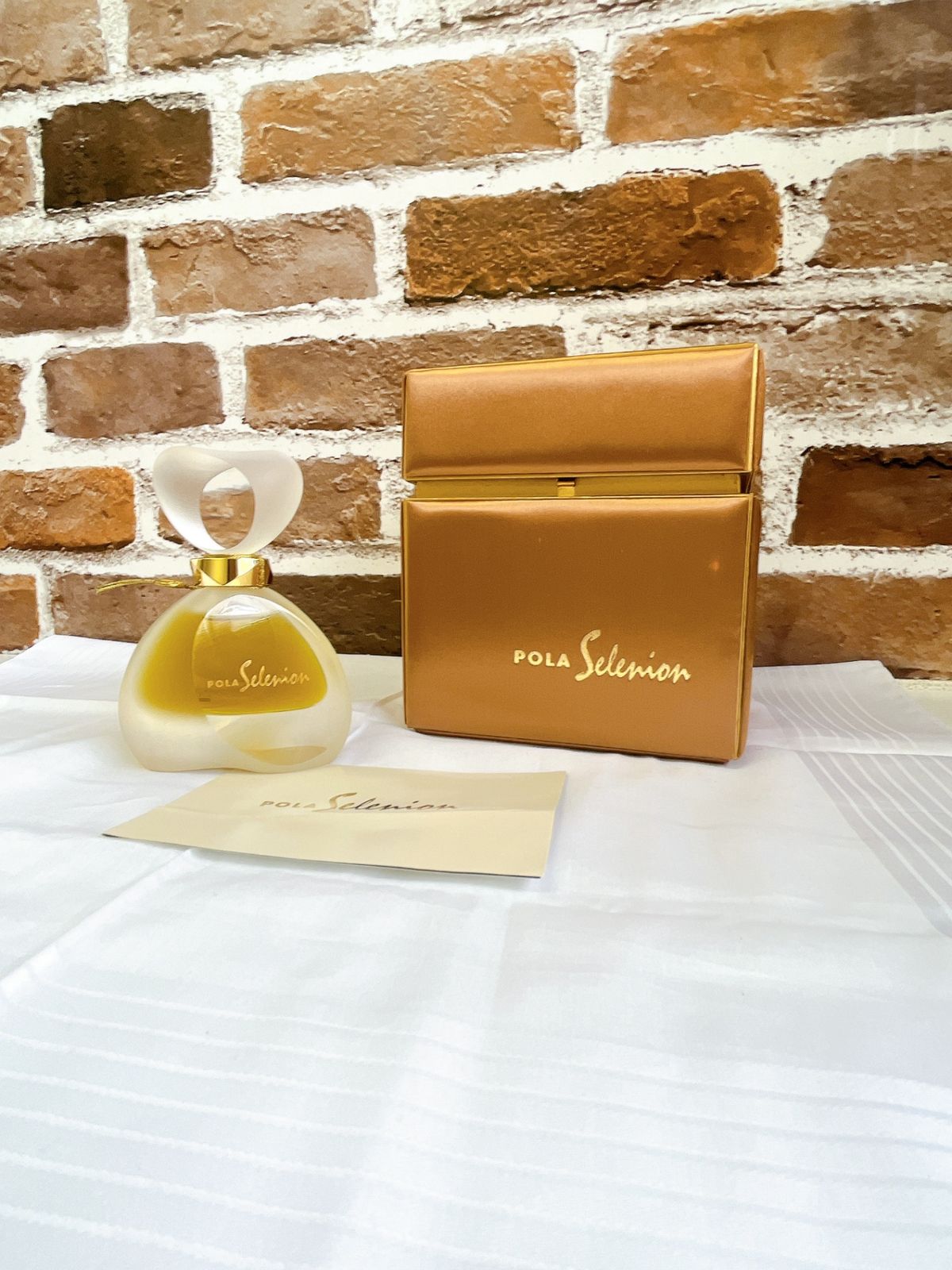 POLA/ポーラ selenion/セレニオン 30㎖ - メルカリ