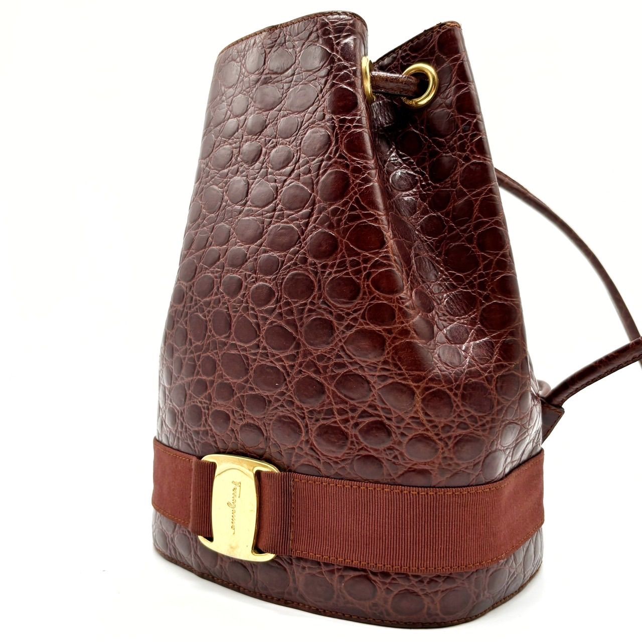 サルヴァトーレフェラガモ　リュッククロコ サルヴァトーレフェラガモリュック本革クロコヴァラブラック正規品