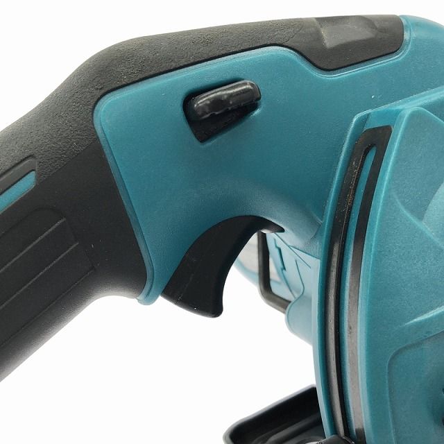 【最新作入荷】 makita マキタ 10.8V 充電式丸ノコ HS301D 本体のみ 切断機 木工 【超特価】