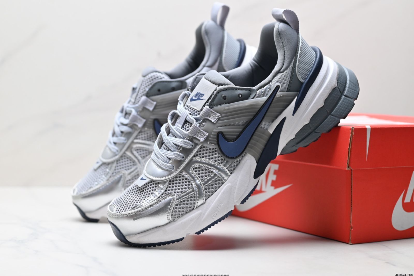 メッシュ通気性アスレチックシューズ