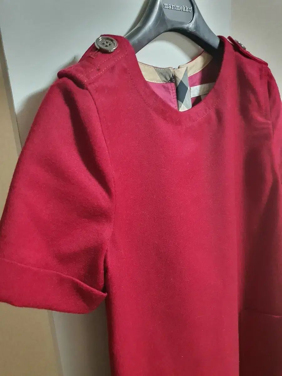 コンパクト Burberry Kids バーバリーキッズ バーガンディ 半袖 ワンピース 一回着用 흠
