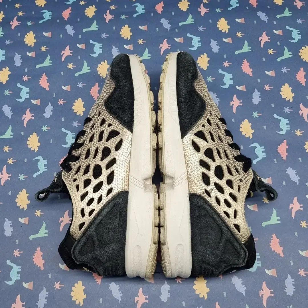 adidas(アディダス) zx フラックス スニーカー 230 | TOPSUNGROUP.PK