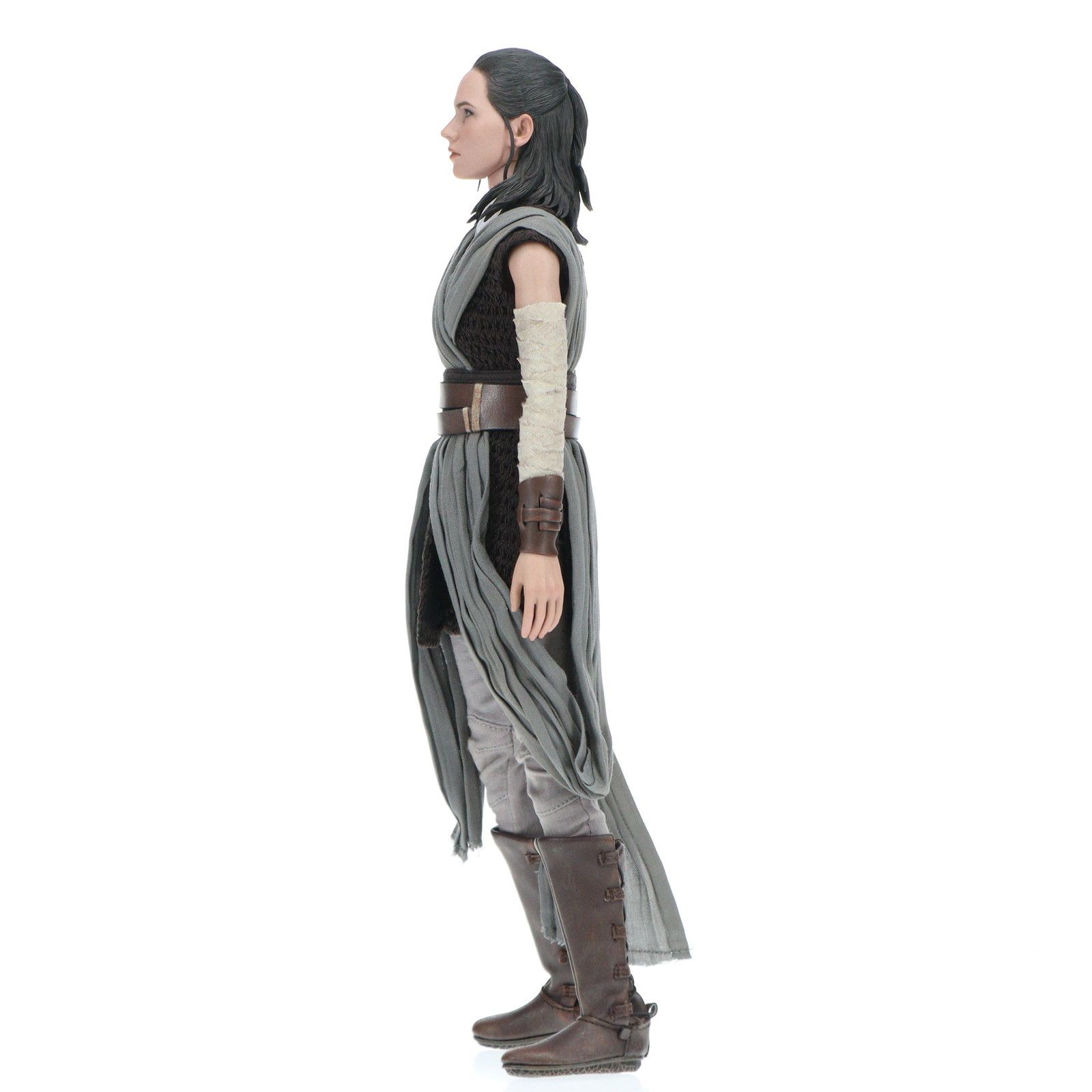 ムービー・マスターピース レイ(ジェダイ・トレーニング版) STAR WARS