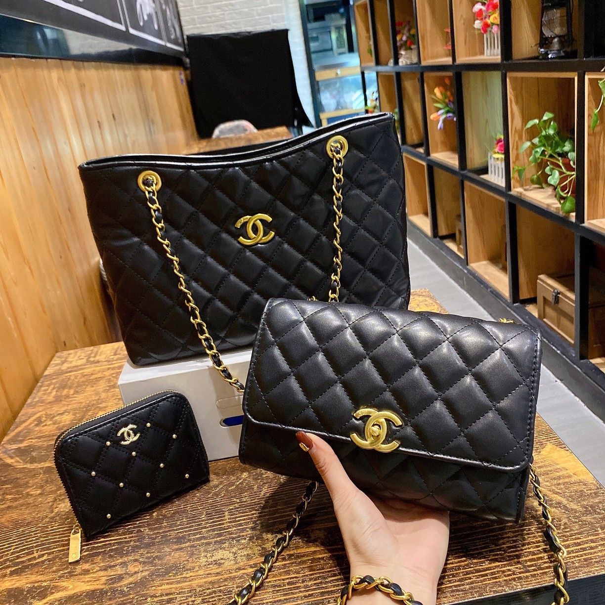 CHANEL シャネル ショルダーバッグ トートバッグ ハンドバッグ 財布 3点セット - メルカリ