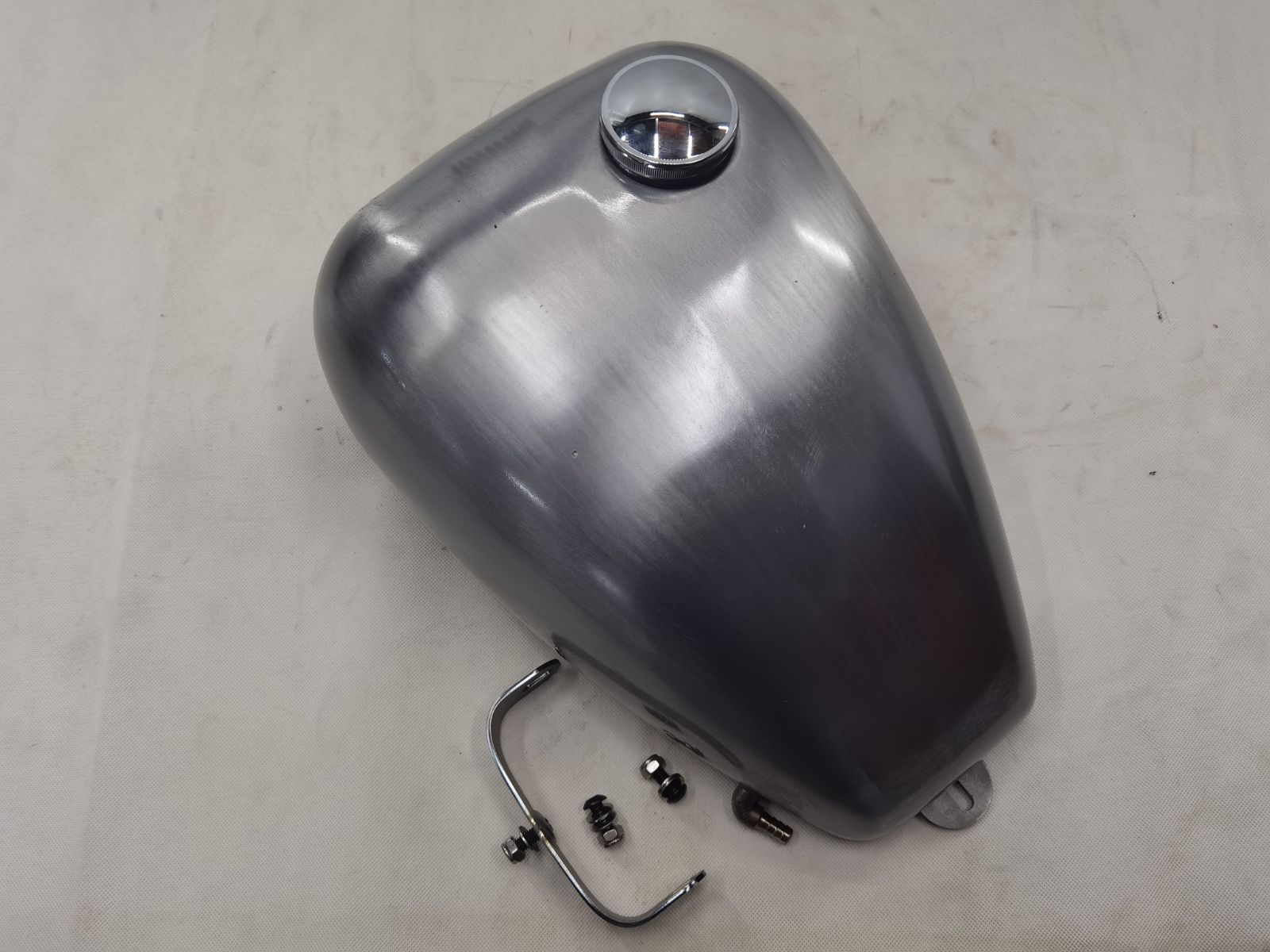 ■タンク製作工房 9L■スチールタンク■ドラッグスター 400 DS&DSC □タンク製作工房 9L□スチールタンク□ドラッグスター 400