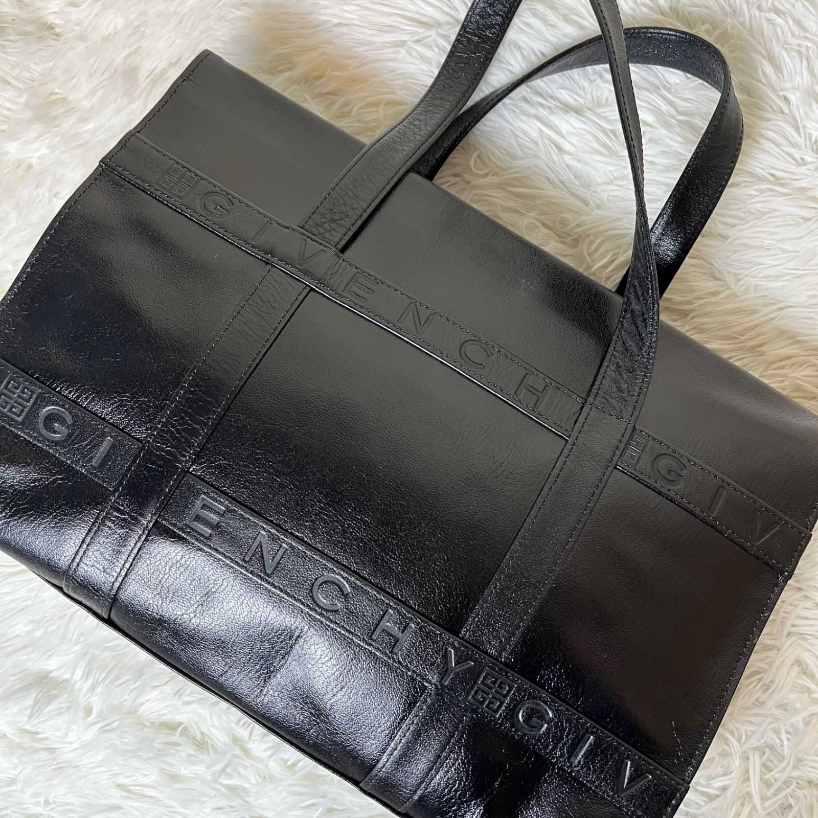 【2024】三越のお歳暮・冬ギフト GIVENCHY ジバンシー ブラック 型押しロゴ レザー トートバッグ バッグ
