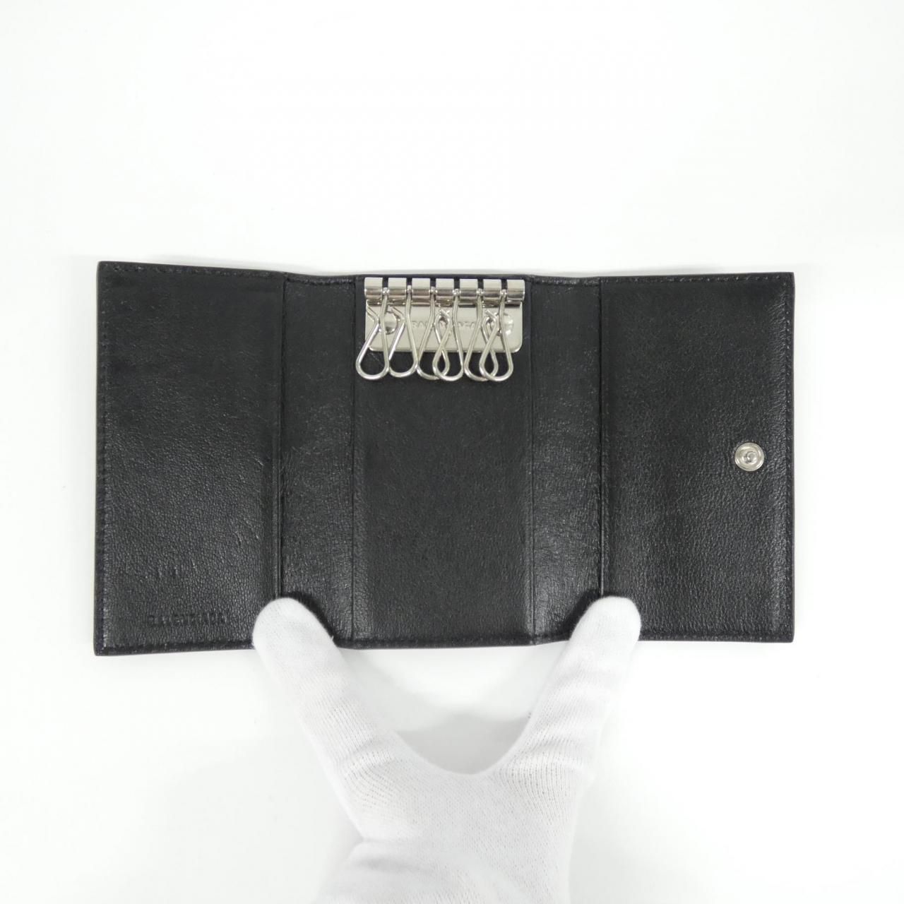 バレンシアガ 640537