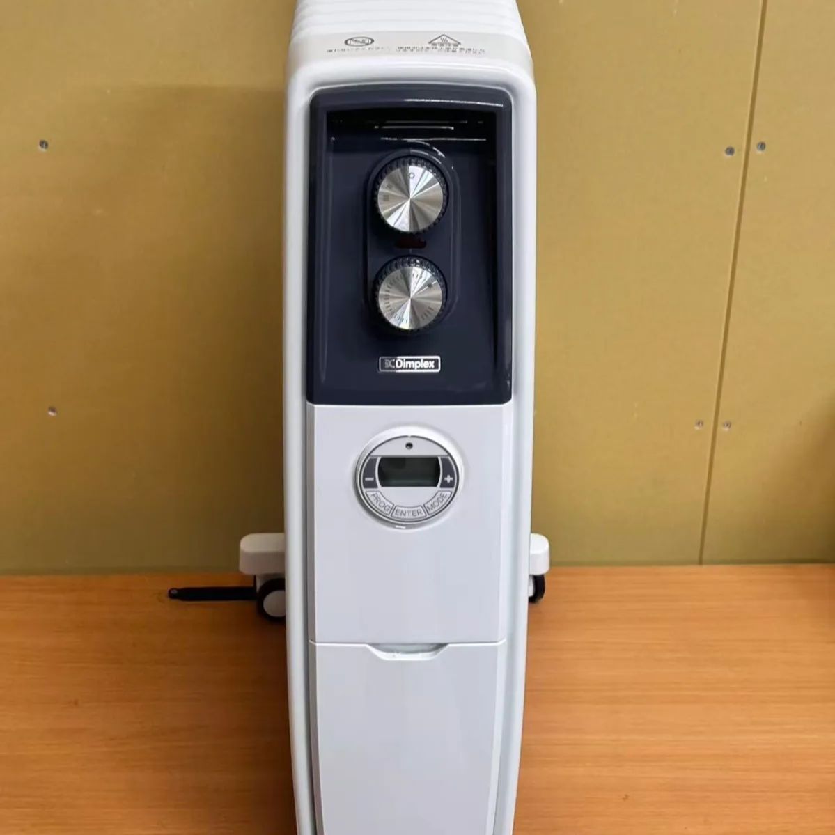 ♥ 展示 Dimplex オイルフリーヒーター EVORAD B03 EVR12Tie