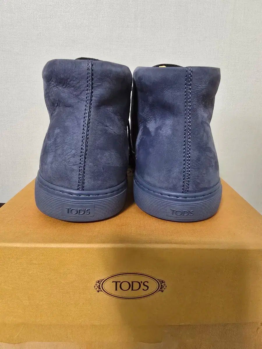 S トッズ