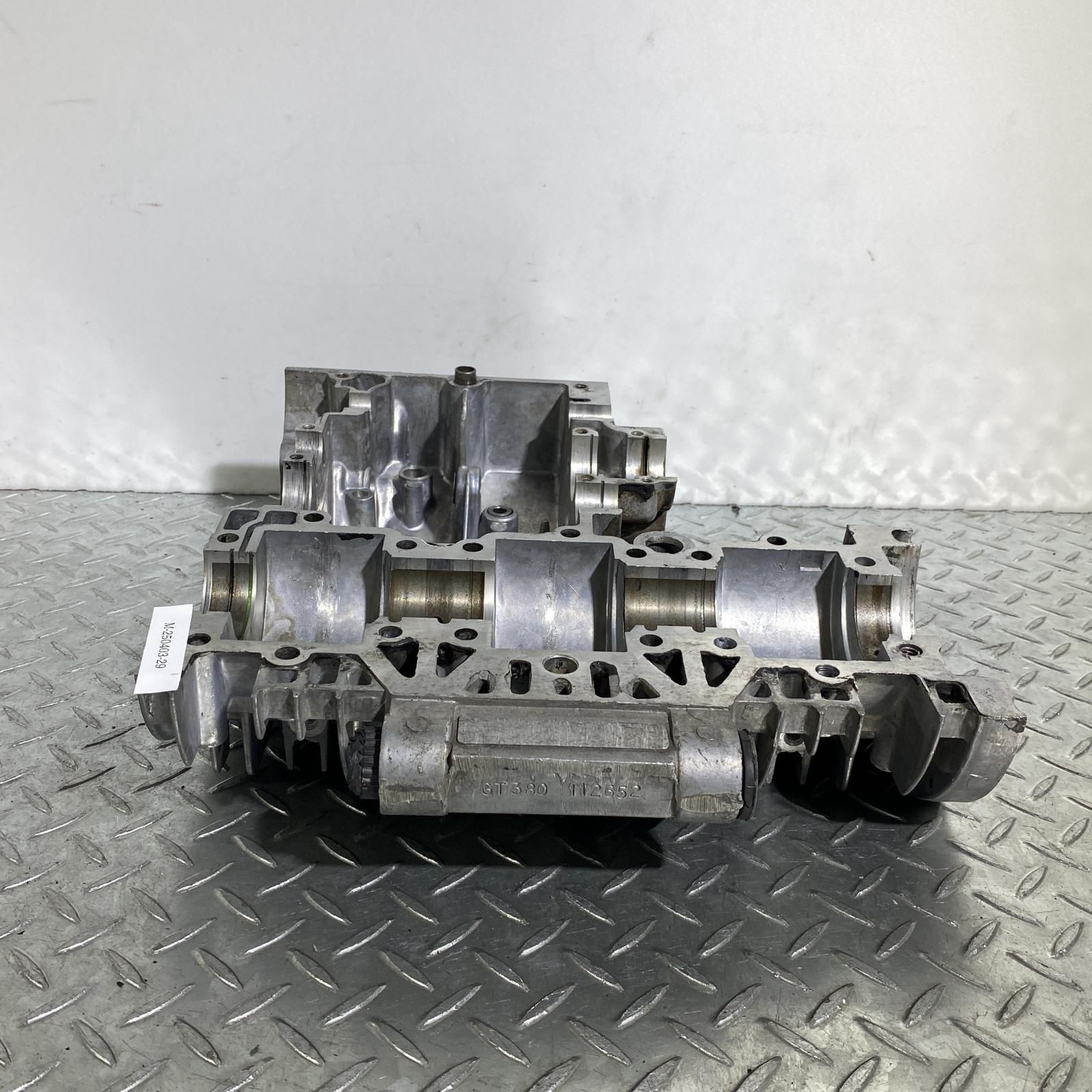 SUZUKI GT380 クランクケース 下側 スズキ 【公式通販】