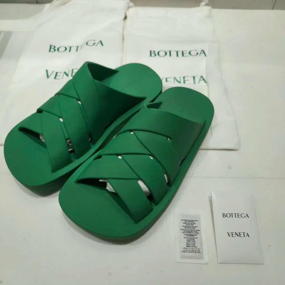 43 BOTTEGA VENETA ボッテガヴェネタ フリントストーン スリッパ