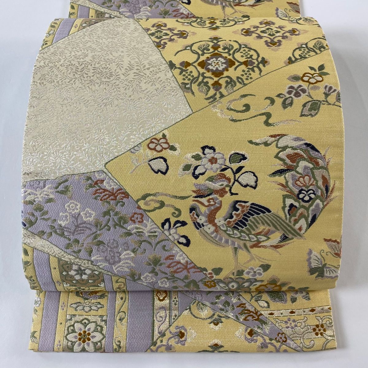 専用ページ 袋帯 美品 秀品 落款 献上彩宝華文 箔 薄茶色 六通 正絹 【中古