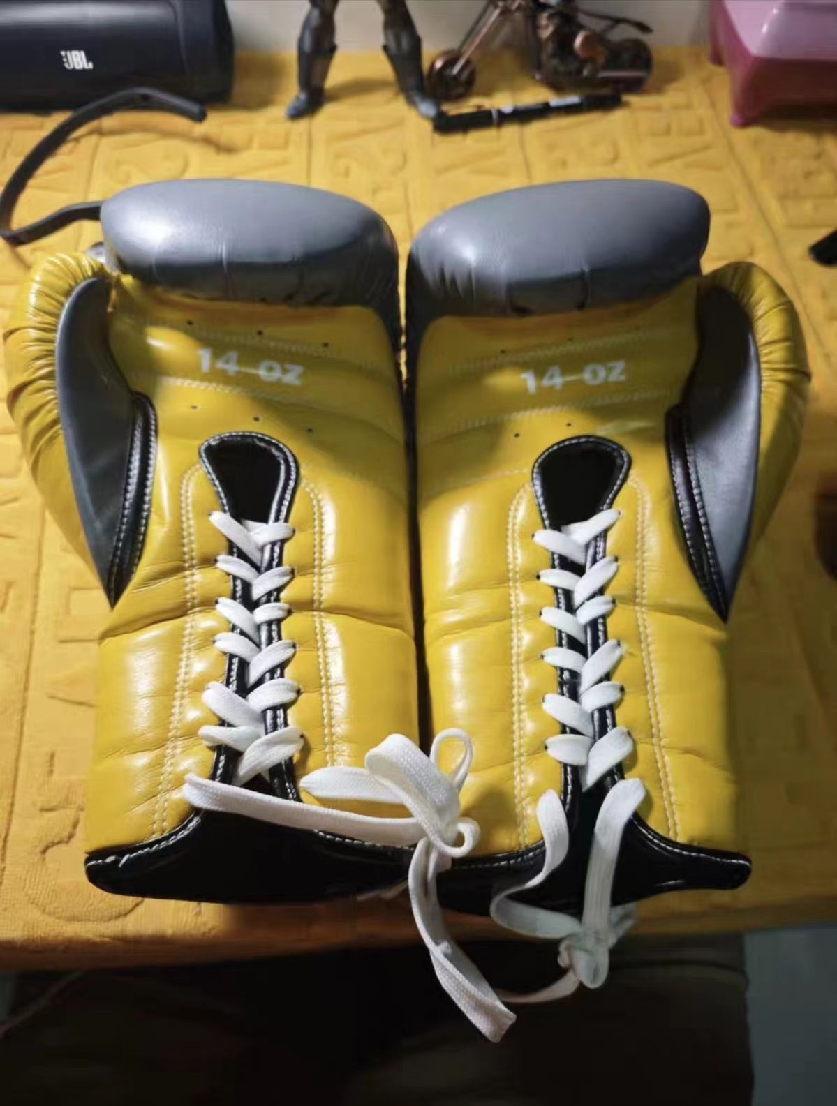 本革ボクシンググローブ