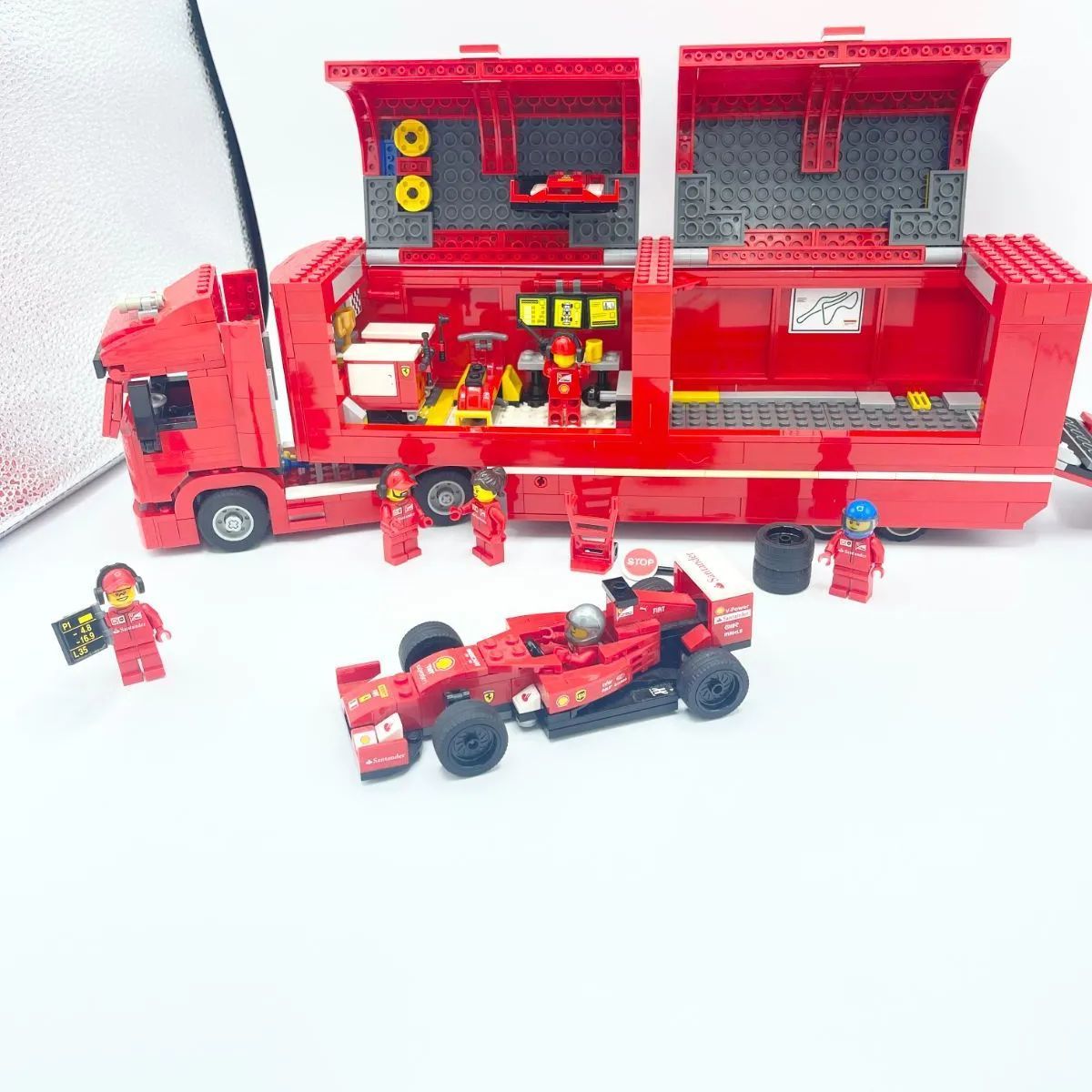 LEGO純正品 レゴ 乗り物 F14 T & スクーデリア・フェラーリ トラック