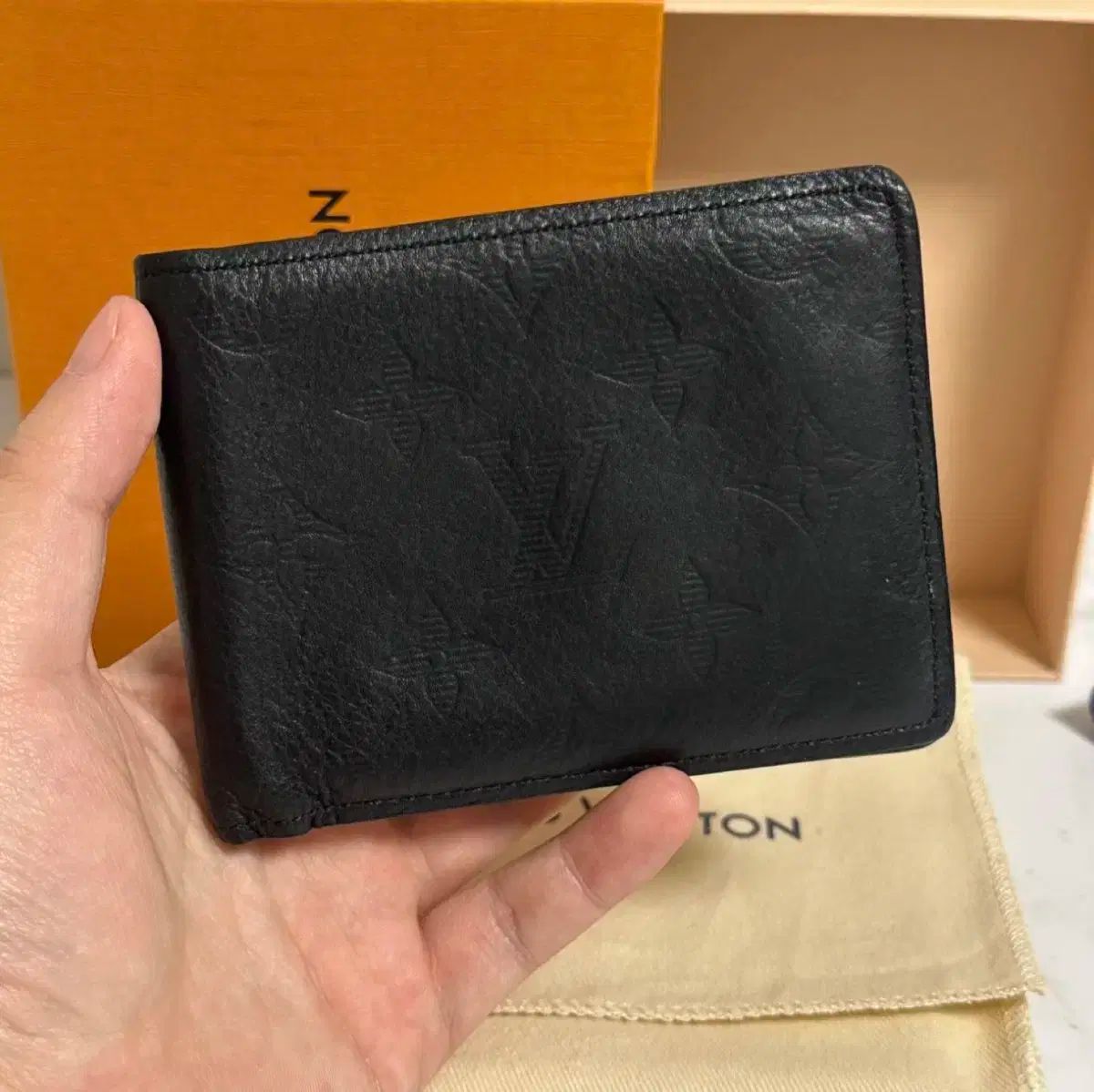 付属品完備 Louis Vuitton(ルイヴィトン) シャドー 二つ折り財布