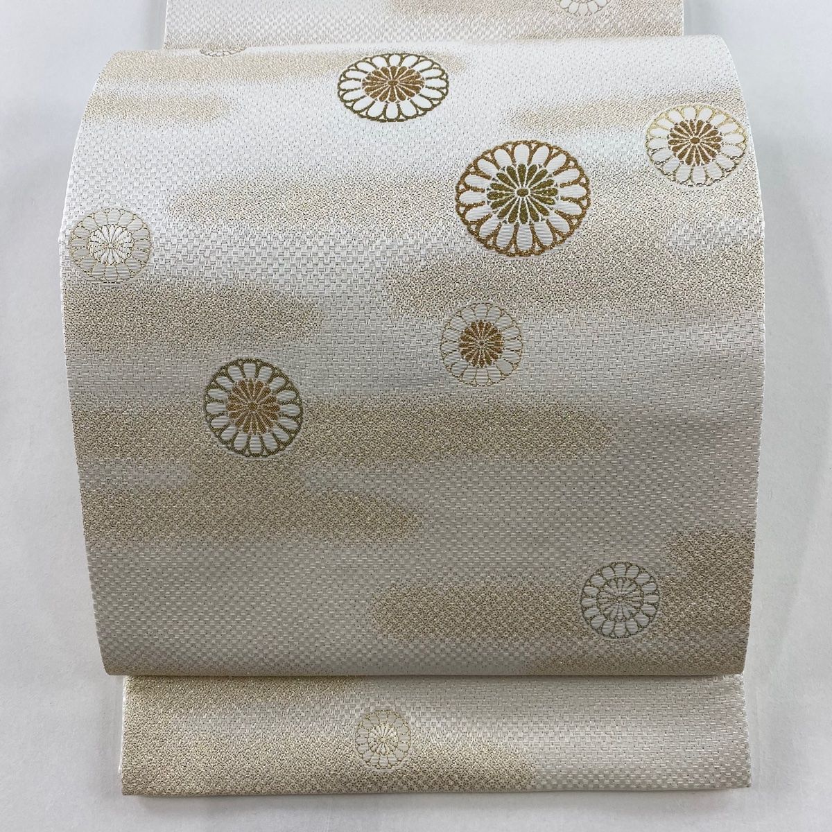 袋帯 名品 ますいわ屋謹製 常盤菊 霞 金糸 箔 クリーム お太鼓柄 正絹