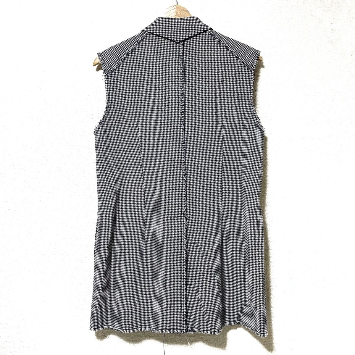 GOLDEN GOOSE ゴールデングース コート サイズ42 L レディース - 黒×白 ノースリーブ 春 秋