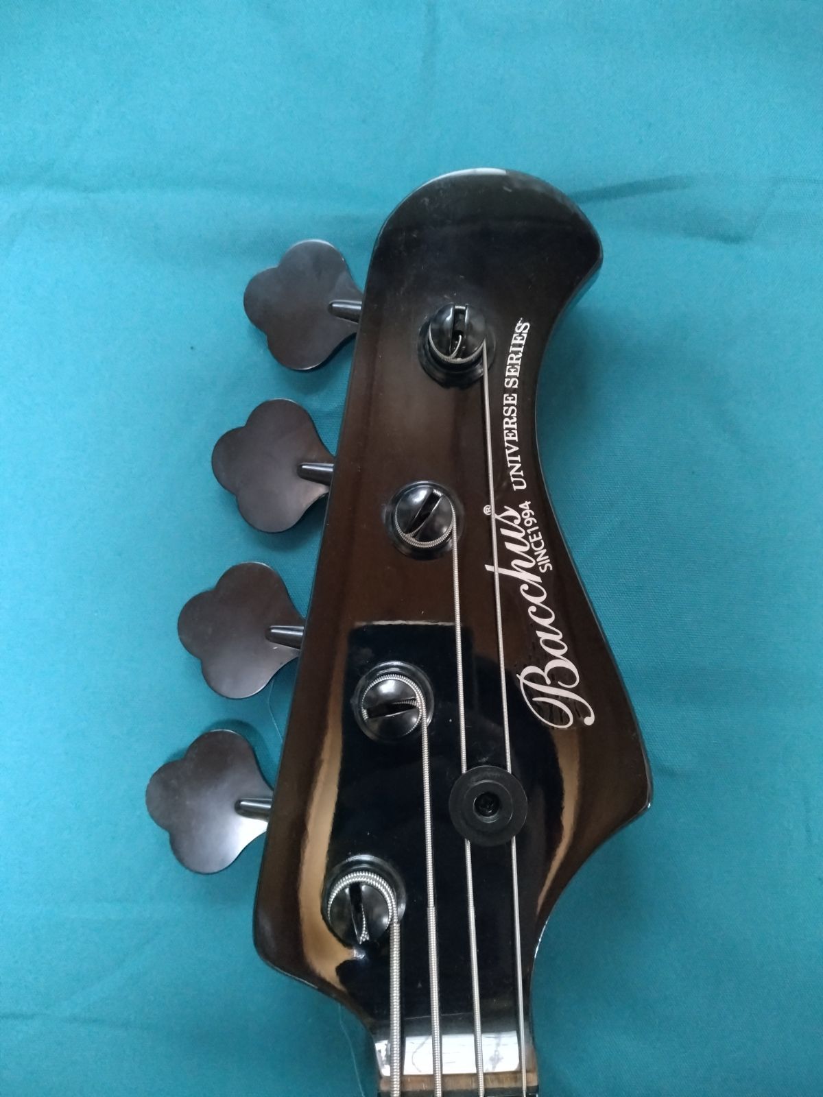 Bacchus Universe Series エレキベース ブラック Bacchusバッカス