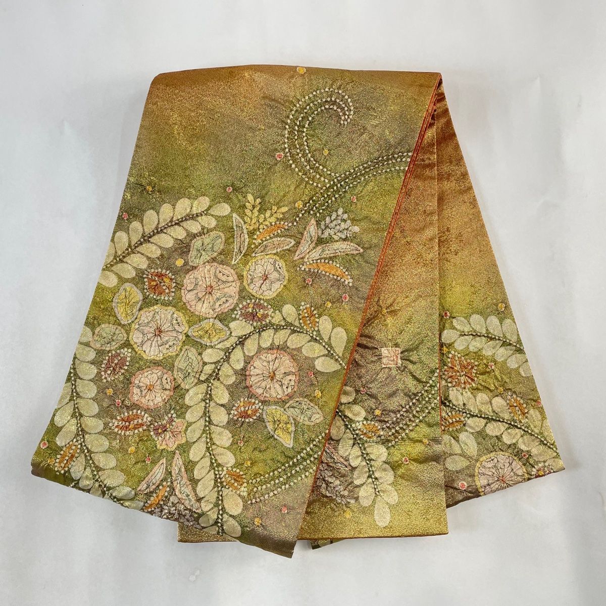 袋帯 名品 落款あり 辻が花 金通し ピンクベージュ お太鼓柄 正絹 中古  