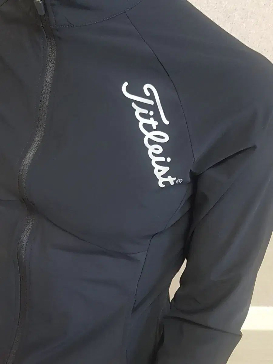 機能性 ウィンドブレーカー