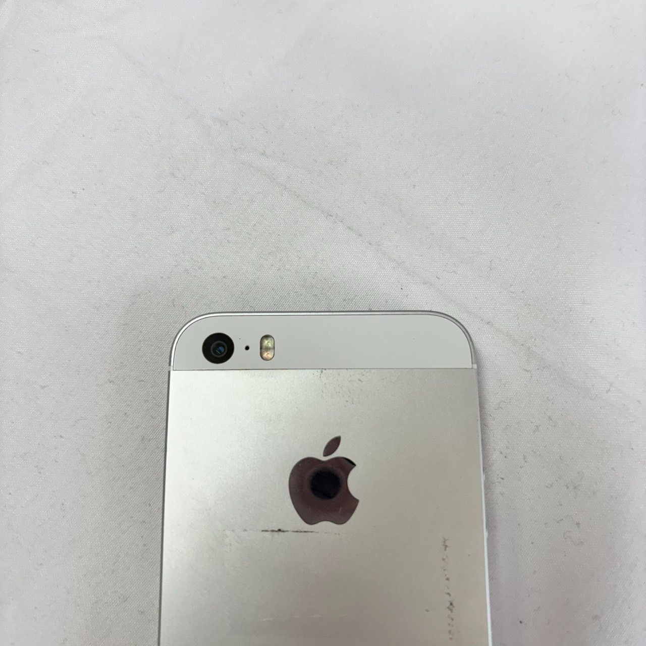 Apple iPhone SE 第一世代 シルバー simフリー ジャンク 252