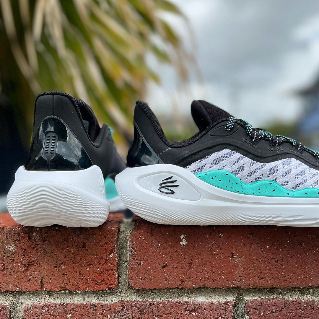 CURRY 11 カリー11 WIND アンダーアーマー 最速レビュー】 underarmor CURRY 11 アンダーアーマー カリー