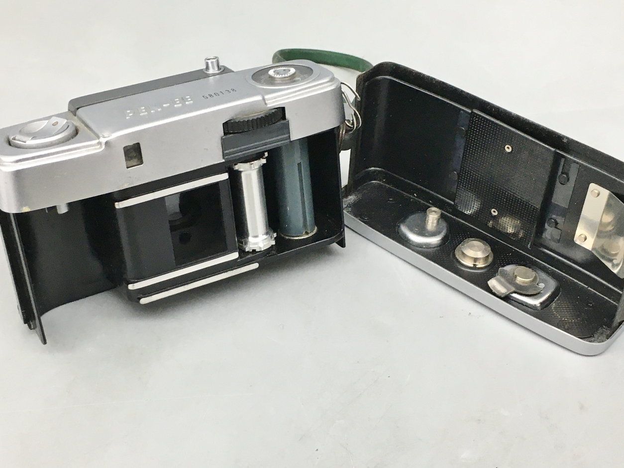 オリンパス OLYMPUS フィルムカメラ PEN-EE ジャンク 2408LR298