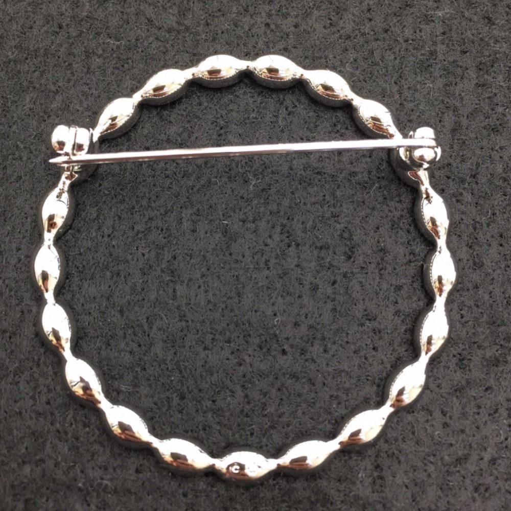 SWAROVSKI スワロフスキー アジアコレクション Ginetteブローチ