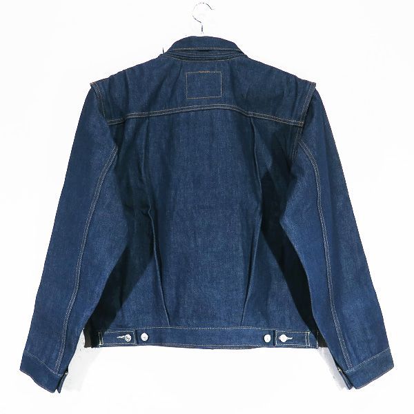 美品 Levi