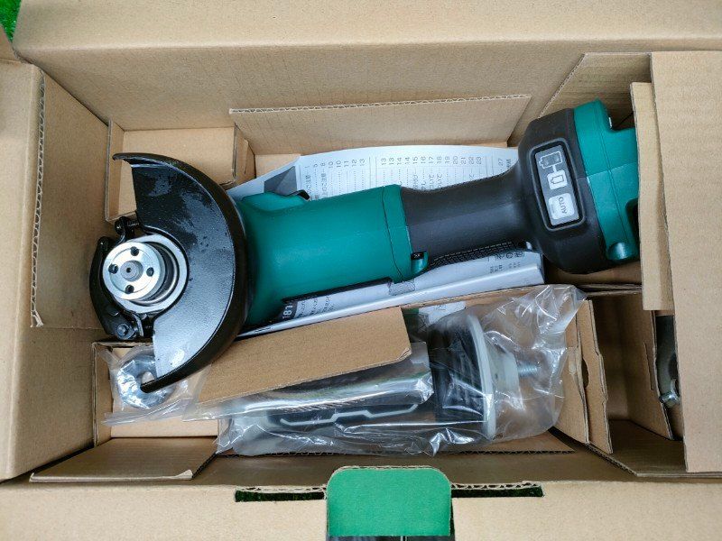 ◎HiKOKI ハイコーキ 18V ディスクグラインダ スライドスイッチ G1810DB NN 100mm キックバック軽減 変速 本体のみ 長期 です