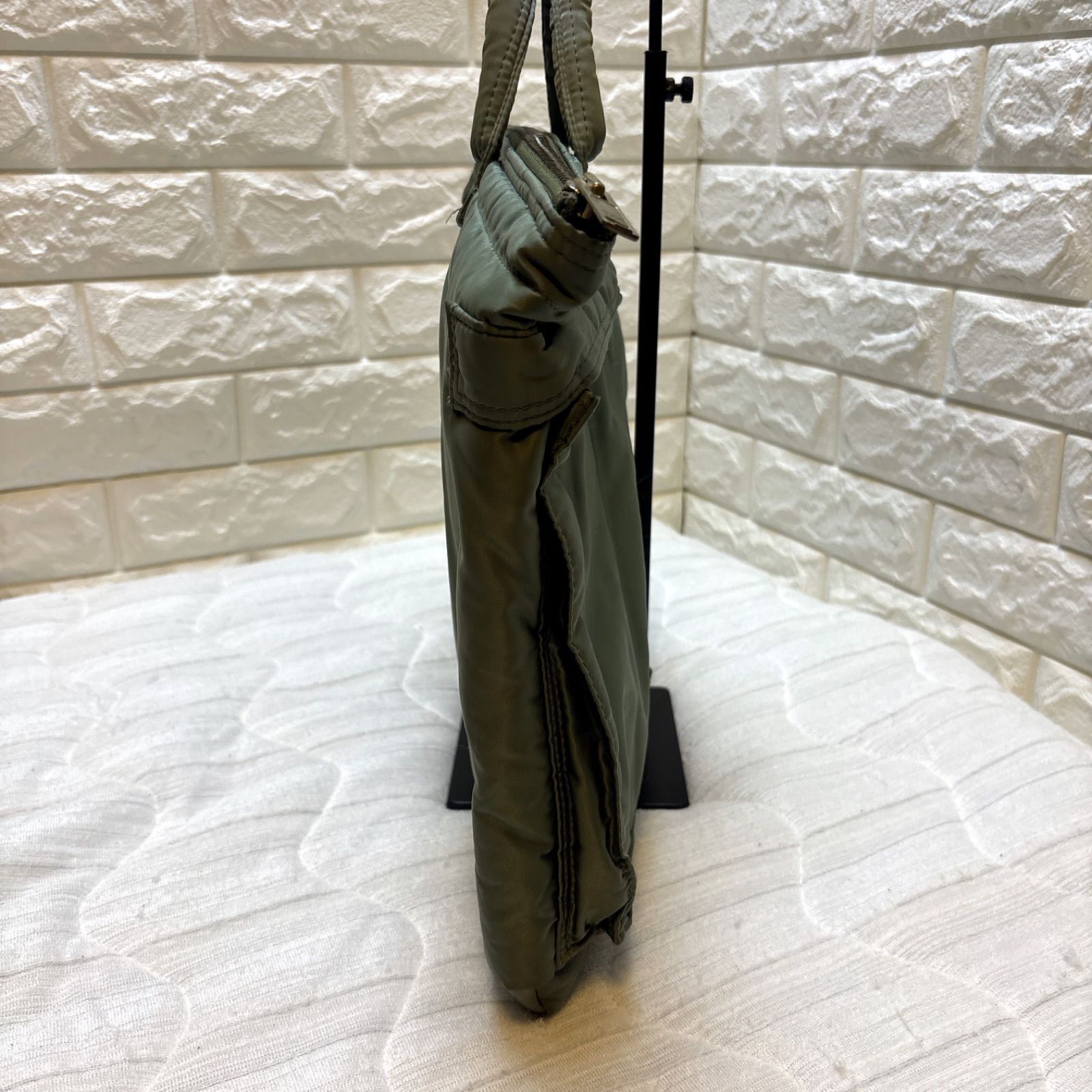 美品 PORTER 吉田カバン タンカー グリーン ビジネスバック 希少 廃盤 美品 PORTER 吉田カバン タンカー グリーン ビジネスバック 希少