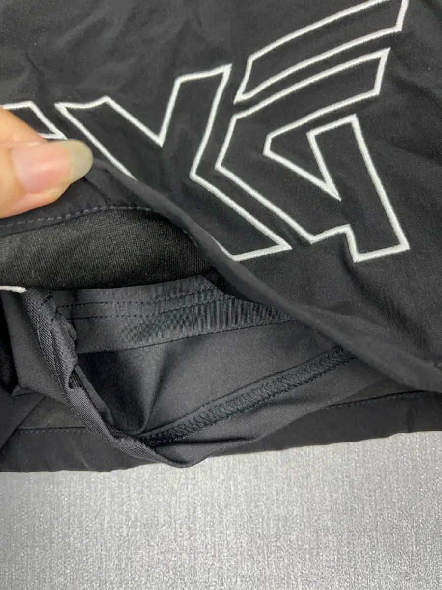 28 ー 29 PXG ブラック ロゴ スカート