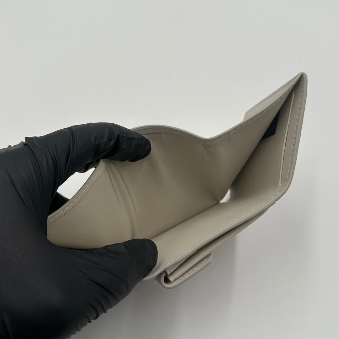 新古品】Maison Margiela Four Stitches3つ折り財布 - メルカリ