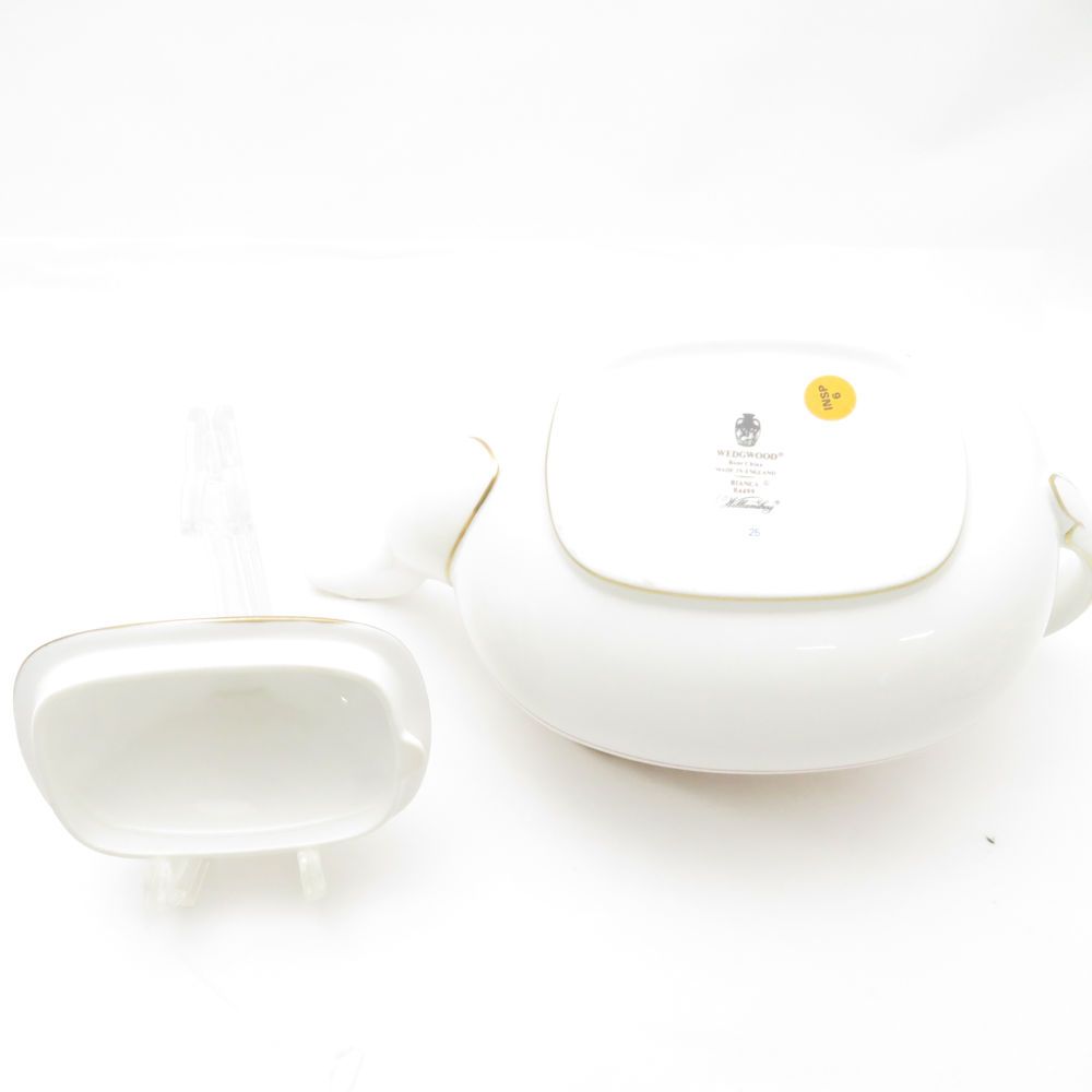 美品 ウェッジウッド 3点セット ポット/シュガーポット/ ミルク