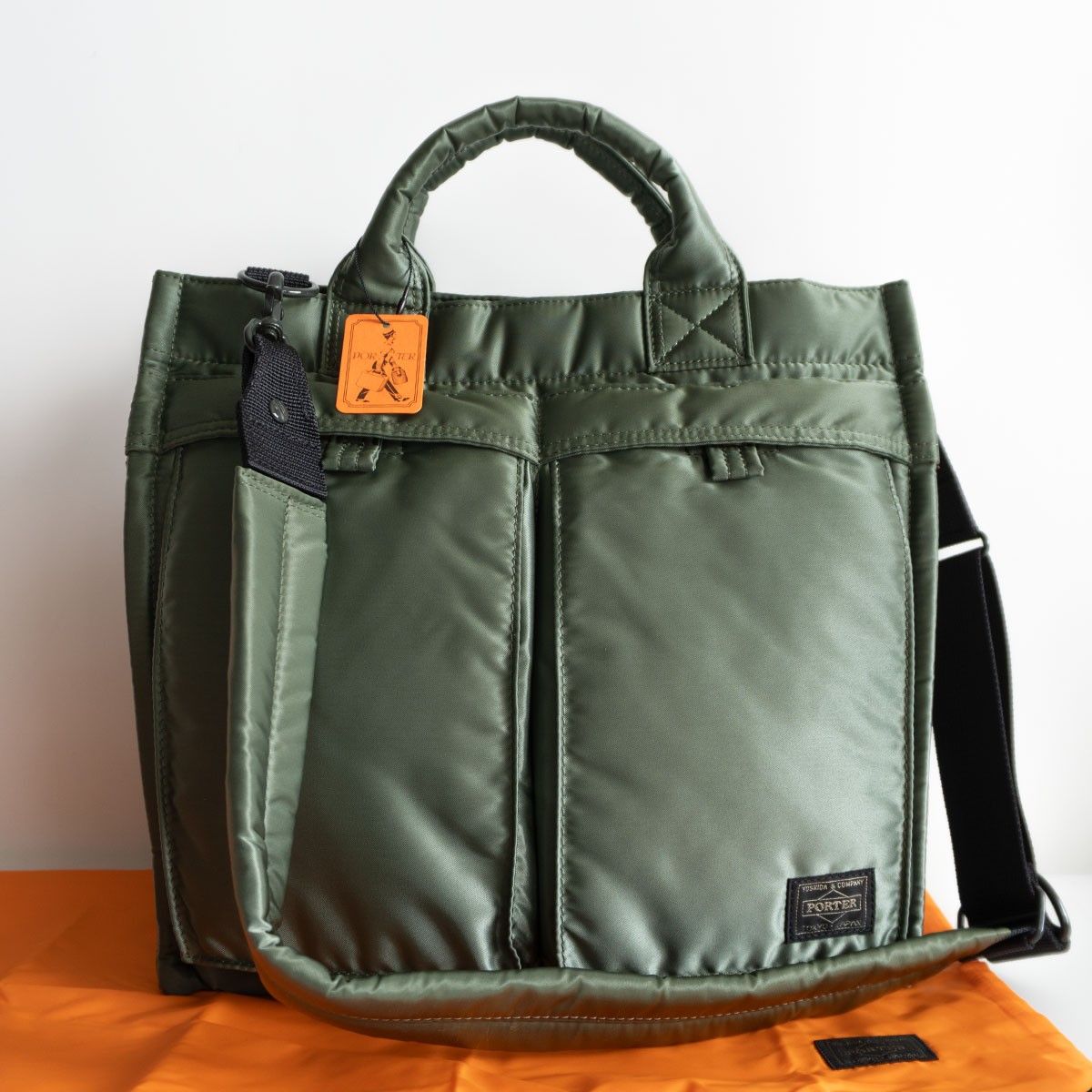 美品・ビッグシルエット】バレンシアガ☆ビッグバックロゴ入りパーカー