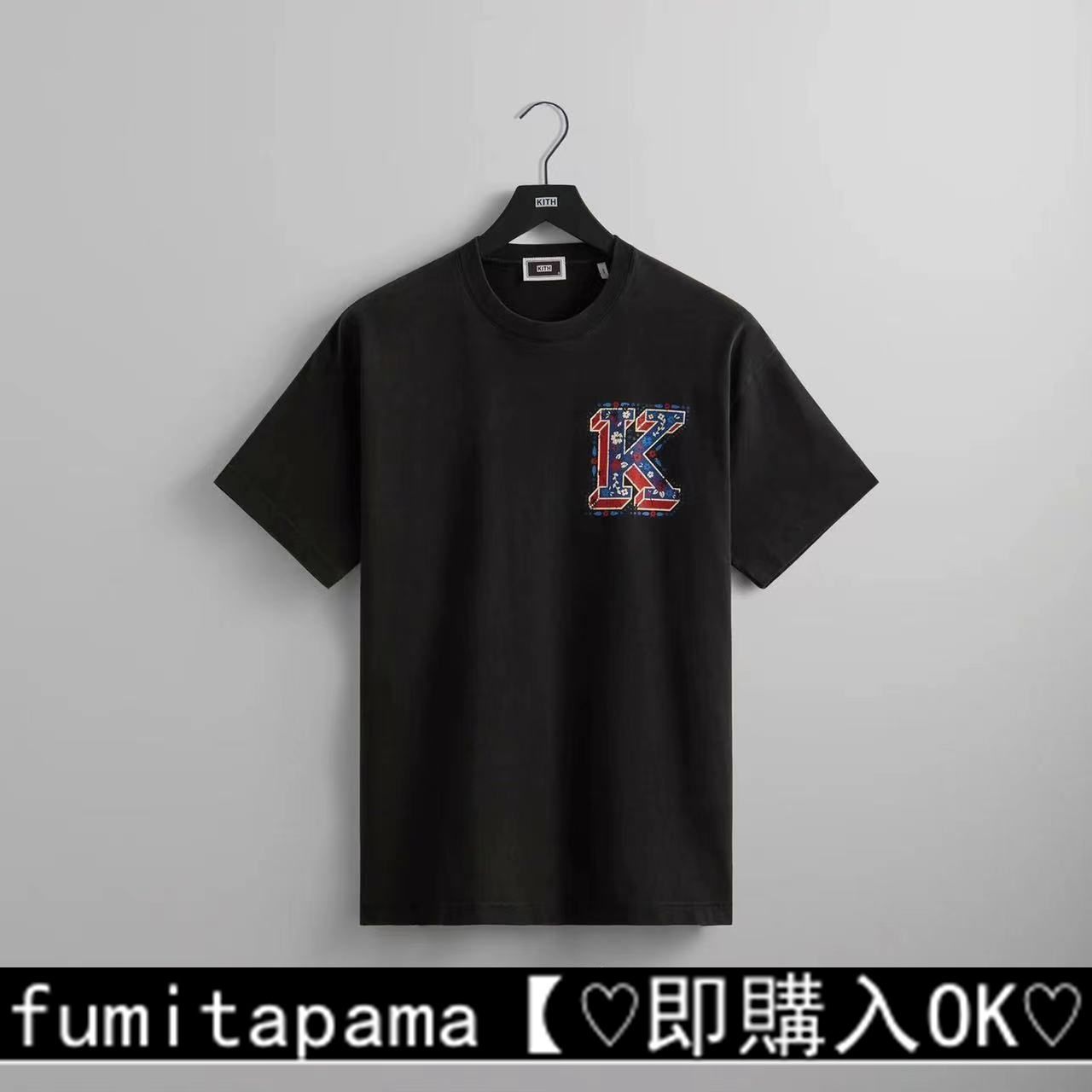 【新品未使用】KithアルファベットKフラワープリントの半袖 Tシャツ ブラック