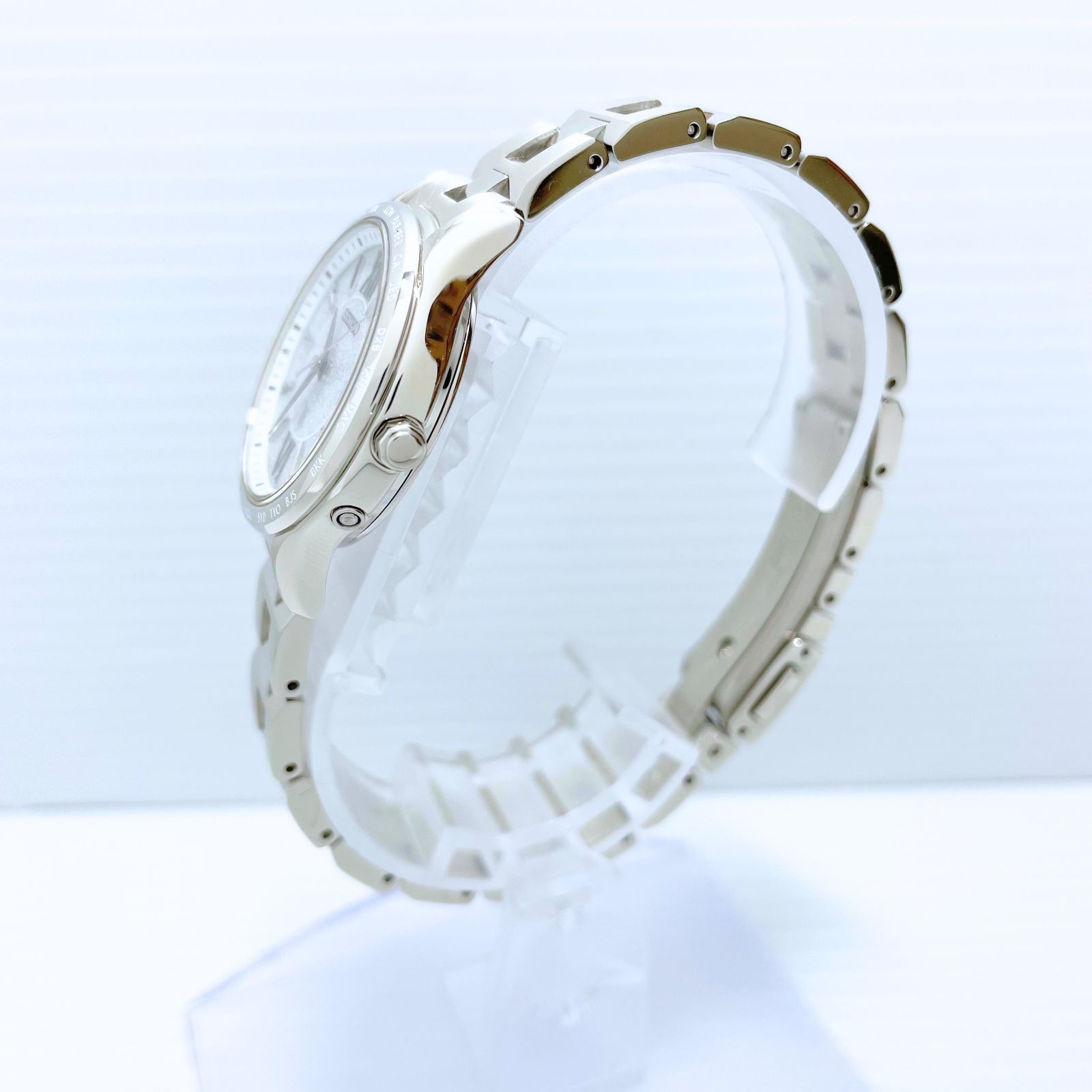 新品】セイコー ルキア SEIKO LUKIA ソーラー電波 腕時計 新品】セイコー ルキア SEIKO LUKIA ソーラー電波 腕時計
