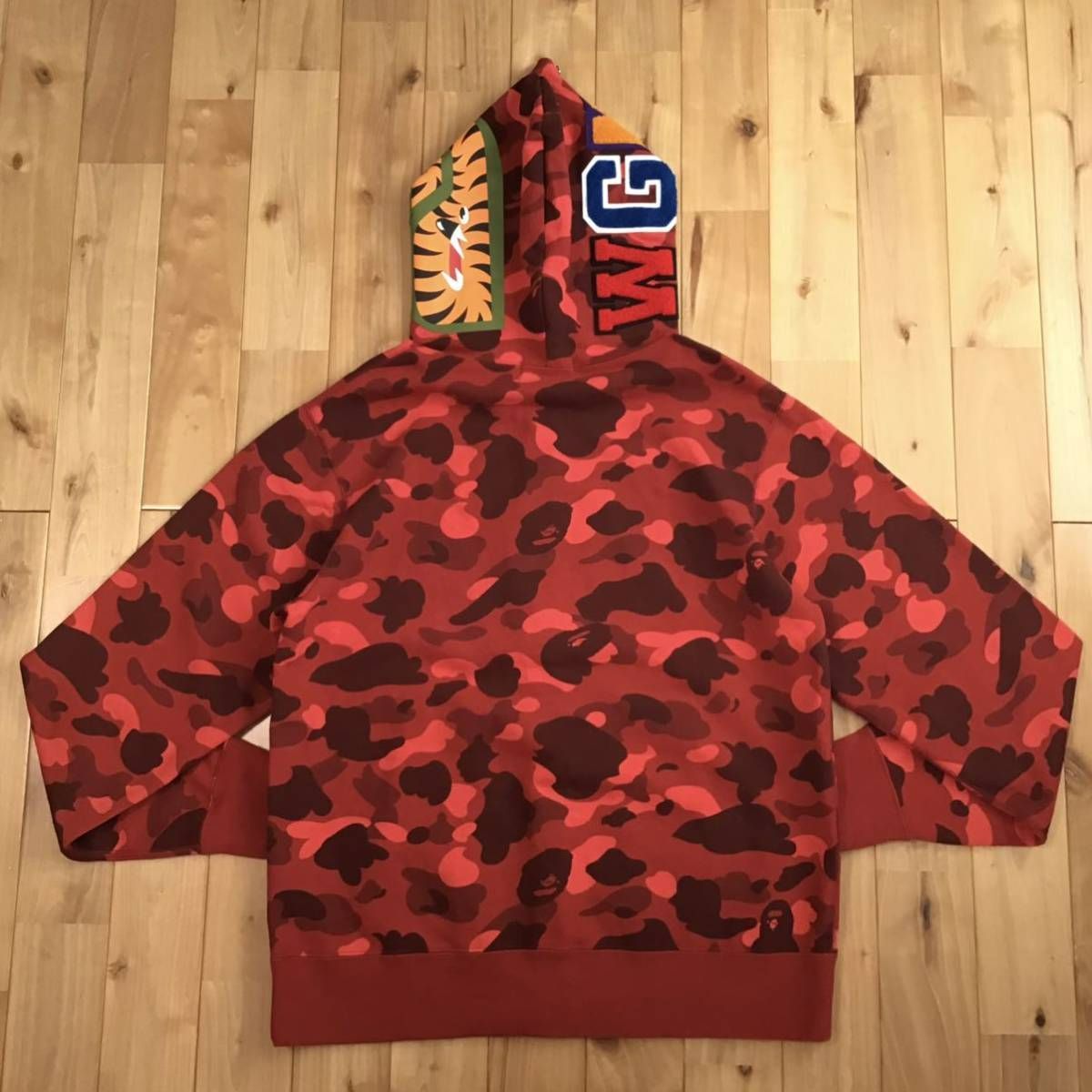 ☆美品☆ Red camo シャーク パーカー Lサイズ shark full zip hoodie a bathing ape BAPE エイプ  ベイプ アベイシングエイプ 迷彩 WGM - メルカリ