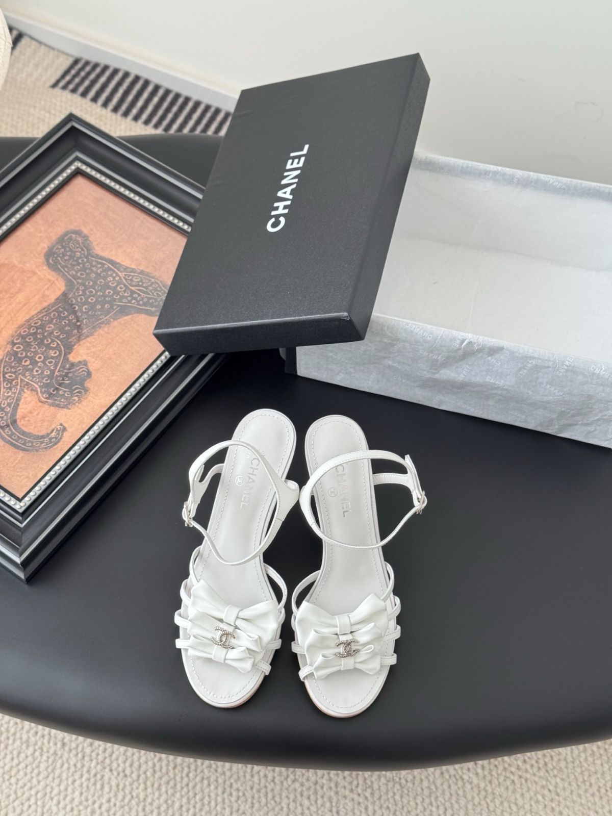 【夏に大活躍♪】CHANEL☆サンダル 25P Chanel 25P 椿サンダル02-2 - メルカリ