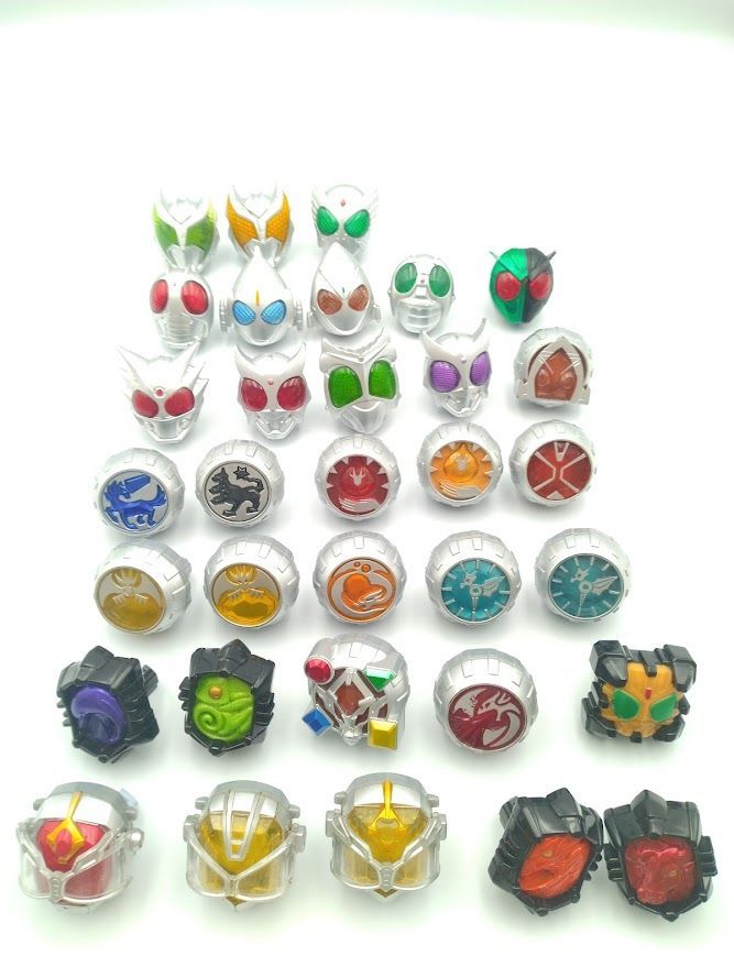 仮面ライダーウィザード ウィザードリング ガシャポン 33個セット 1個ずつでも売っています