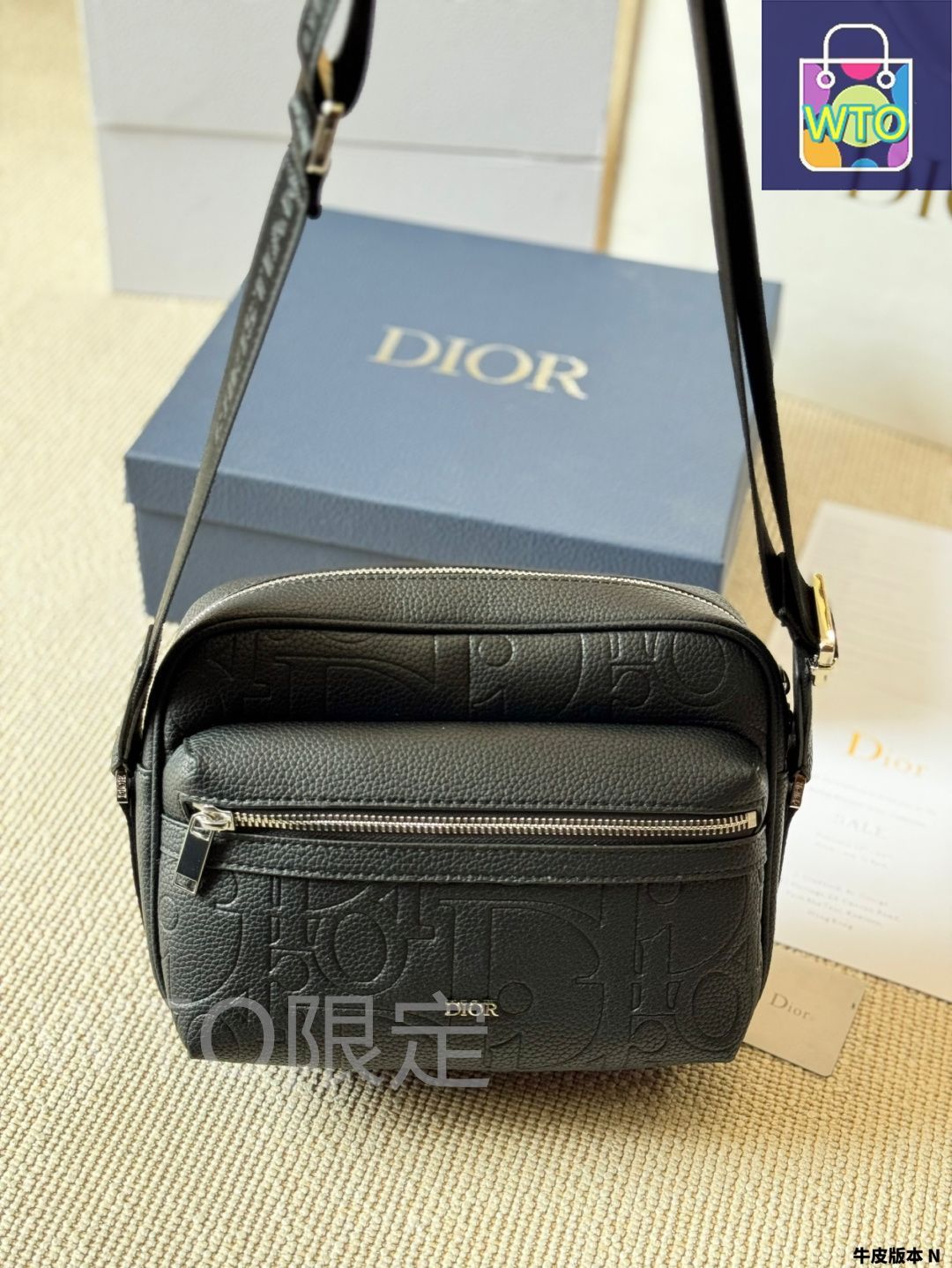 ディオール　バック Dior HOMME ディオール オム DIOR ボディバッグ ALEX FOXTON
