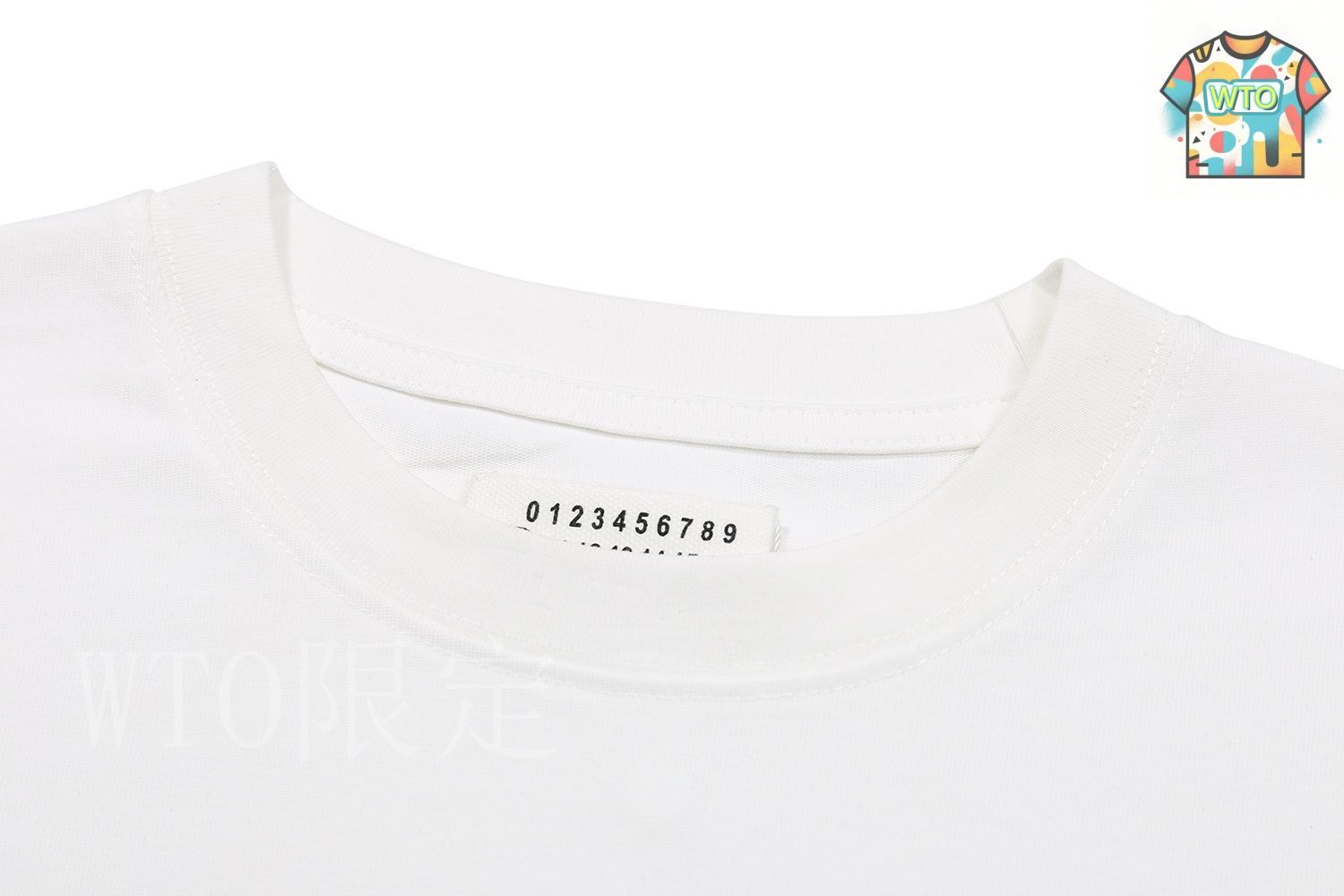 専用【美品】Maison Margiela マルジェラ反転ロゴ Tシャツ 46 Maison Margiela メゾンマルジェラ リバースロゴ 反転ロゴT