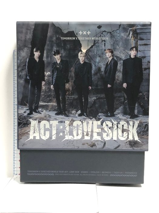 書籍】Tomorrow X Together World Tour ACT : LOVE SICK IN SEOUL