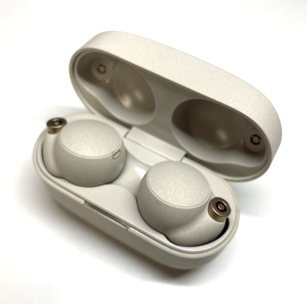 WF-1000XM4 SONY ワイヤレスノイズキャンセリング プラチナシルバー