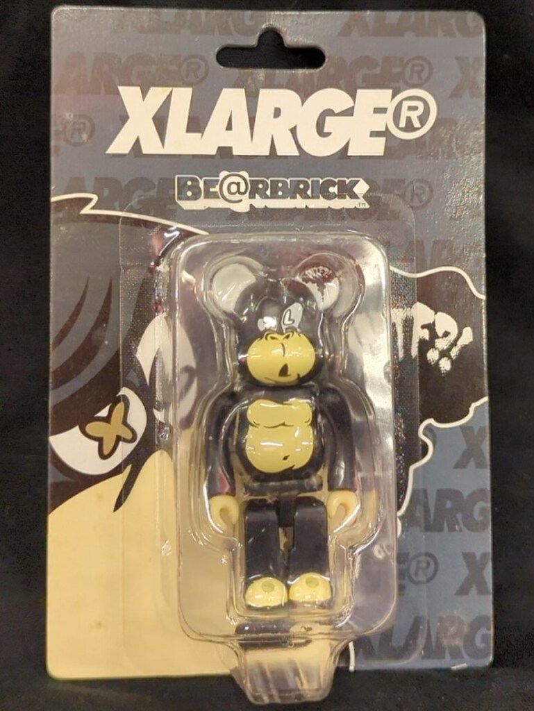 MEDICOMTOY BE RBRICK XLARGE 2011 DkGREY